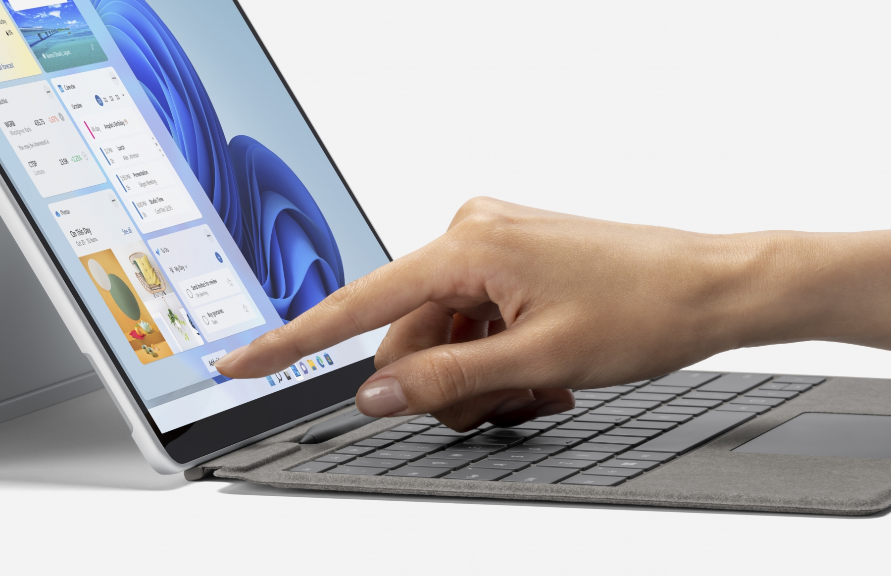 Microsoft Surface Pro 8 1TB (i7 32GB) Platinum W11 PRO *NEW*